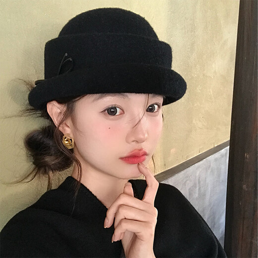 Yunju wool top hat women's autumn and winter Hepburn style women's fisherman hat fashionable winter hat beret gold style leather rope bow top hat black