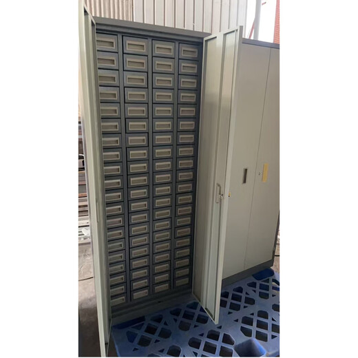 Qingxinwei 80-door iron drawer cabinet with door medium drawer-type parts cabinet, height 1600mm*width 615mm*depth 400mm