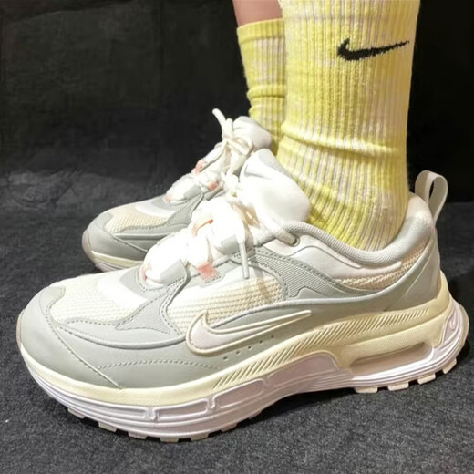 耐克（NIKE）Air Max Bliss 复古运动休闲气垫女鞋新款轻便老爹休闲运动跑步鞋 FB7170-111白绿 37.5 (235mm)