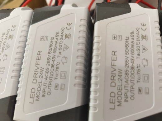 Special power supply for ordering cabinet Songchuan common transformer 36V light bar LED constant current rectifier ballast replacement accessories 24w