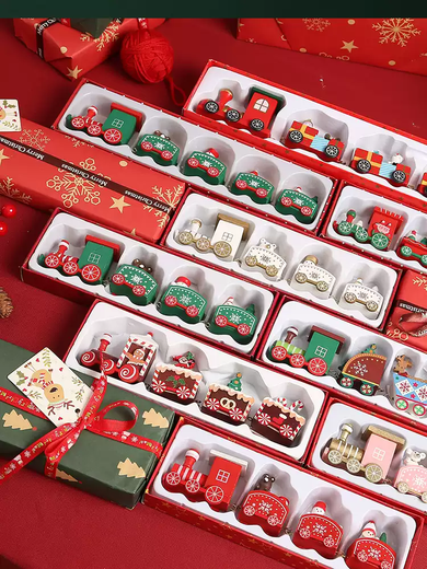 Christmas gifts children's toys Christmas Eve Christmas small gifts train decoration kindergarten creative jewelry ornaments new elderly calendar + handbag + wrapping paper