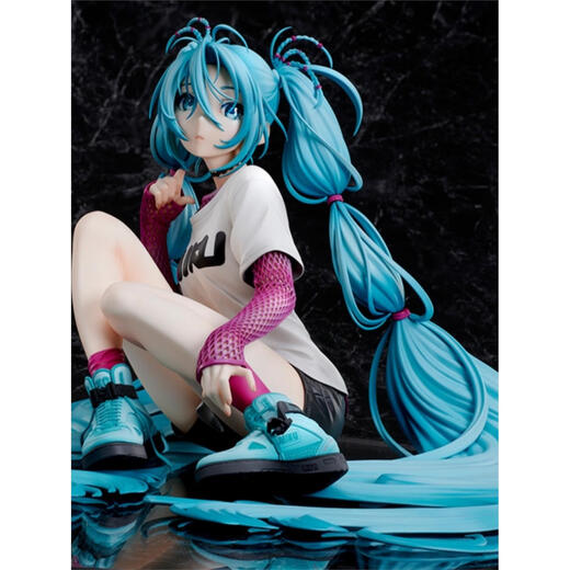 
Hatsune Miku Hatsune Miku TAITO peripheral 2D Sailor Moon model chassis ornaments dolls give gifts Hatsune Miku Wishes 10th anniversary of Michigan Dance Spot stock