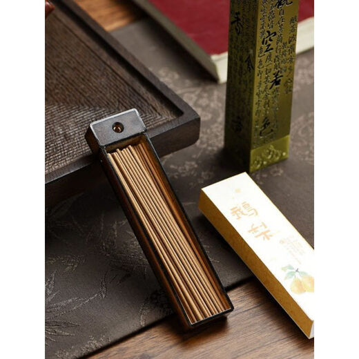 Shantou Lincun natural sandalwood tea incense to soothe the nerves portable short sleeping incense in the pear tent 0.5cm_0g package