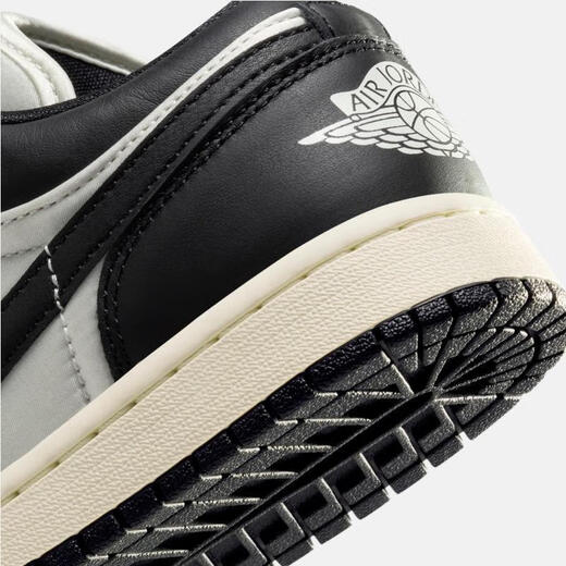 Nike (Nike) Air Jordan 1 Low SE AJ1 Femenino Sports Shoes FB9893-101 35.5 (230 mm)