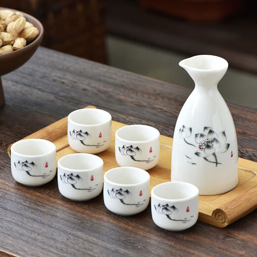 Fantasy Japanese ceramic wine set, sake set, white wine cup, spirit cup, wine divider, small wine cup, home gift warm wine jug, safety packaging, four cups in one pot