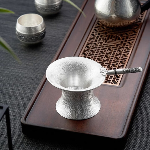 Hetuo silver tea leaking tea filter tea artifact tea filter handmade tea filter base glossy hammer pattern about 55 grams