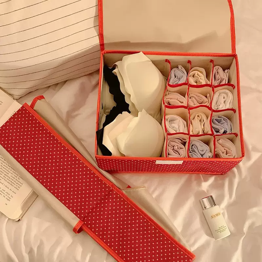 Yusen Yi Lid Storage Box with Underwear Large Capacity Organizing Box for Household Multifunctional Foldable Artifact Socks Underwear (Red Polka Dots) Underwear Storage Box (Red Polka Dots) Underwear Storage Box