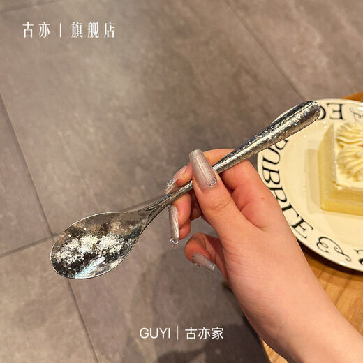 A really rare spoon for picking up cats, pure titanium table spoon, mildew-proof drinking spoon, outdoor convenient spoon, dessert spoon, pure titanium crystallized ice flower table spoon, 2 pieces