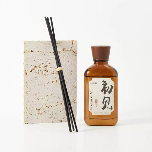 Shantou Lincun Tea New Chinese Style Rattan Car Aromatherapy Mist Spray Cream Aroma Crystal Essential Oil Awakening (Incense 0L