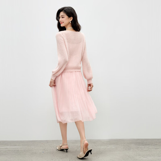 Qiushui Yiren Gentle French Embroidery Suit 2026 Spring New Lazy Cardigan Suspender Skirt Two-piece Set Light Pink XL