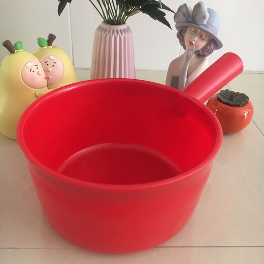 Fantasy water ladle toilet kitchen industrial ladle water shell drift water ladle for watering flowers white small ordinary model