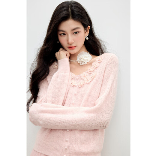 Qiushui Yiren Gentle French Embroidery Suit 2026 Spring New Lazy Cardigan Suspender Skirt Two-piece Set Light Pink XL