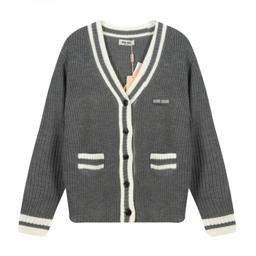 MIU Miu Miujia knitted cardigan women's V-neck long-sleeved jacket autumn and winter new age-reducing college style outer wear trendy gray M