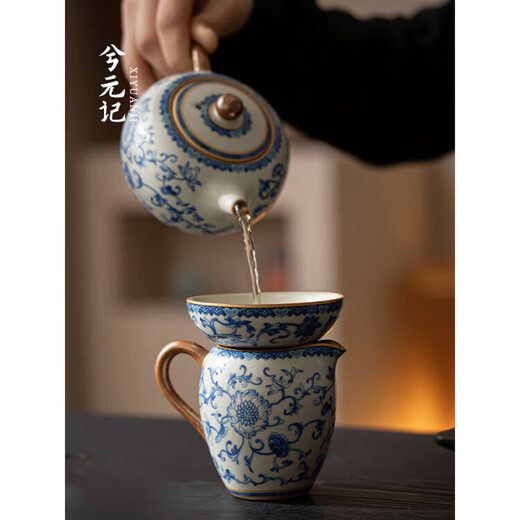 Huale set blue and white Ru kiln tea leak filter tea filter all-in-one tea filter tea brewing artifact tea separator with full flower beige Ru kiln lid bowl three-piece set