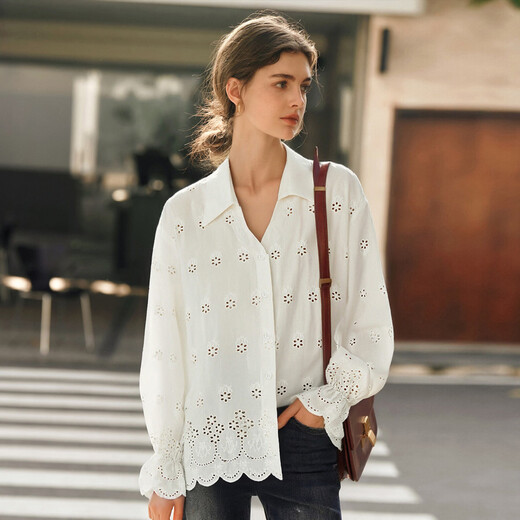 Olrain French heavy-duty hollow embroidered long-sleeved shirt women's spring loose commuting top off-white S