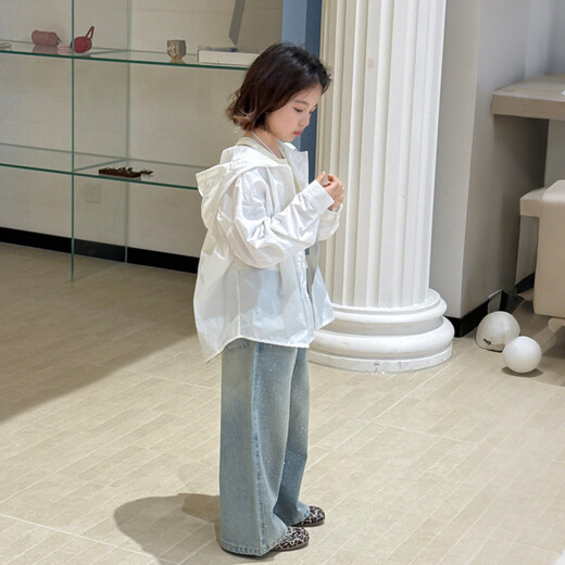 SEVEN BOBI No. 7 Children's Warehouse Girls' Korean Style White Hooded Sun Protection Shirt Spring New Fashion Style Loose Long Sleeve Top Trendy White Ready Stock 110 cm