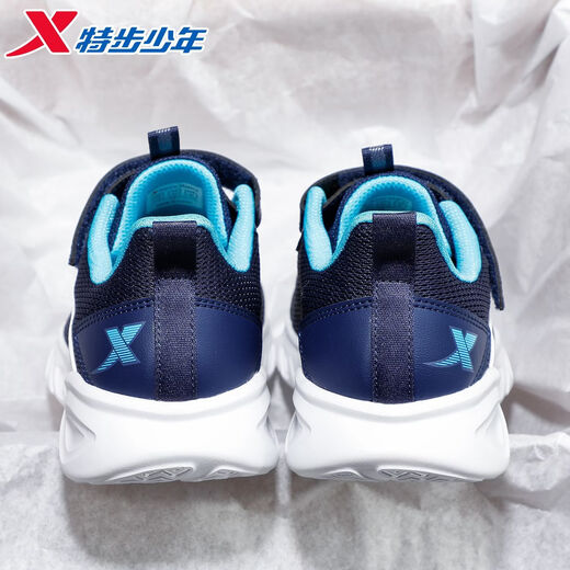 Xtep children's 2026 spring new boys' soft-soled Velcro non-slip sports running shoes for middle-aged and older children, deep blue/classic white, dense mesh and breathable 33