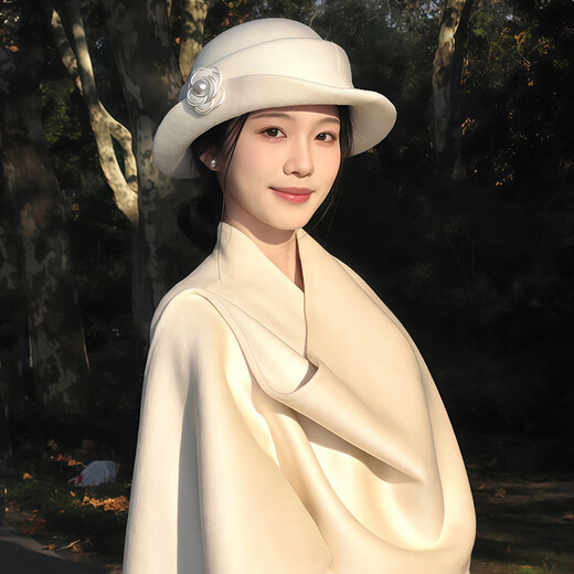 NOSSKISS luxury brand Hepburn style French gold hat women's autumn and winter elegant temperament floral woolen fisherman hat off-white