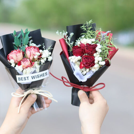 Mini fresh bouquet of dried roses mini exquisite souvenir gift eternal flower starry decoration 520 A12