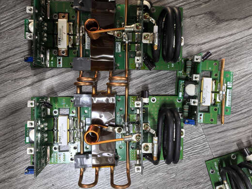 Spot MRFE6VP61K25GS MRF6VP11KGS microwave power amplifier tube RF transistor high frequency tube whole board