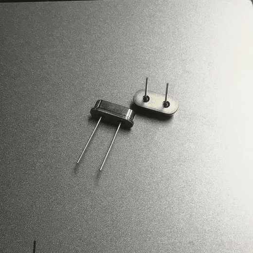 Direct plug-in passive crystal oscillator HC-49S4M6M8M10M12M16M20M24M25M27M 4MHZ