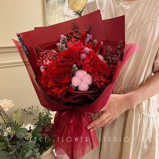 Korean-style pink rose everlasting flower dried flower bouquet for best friend’s birthday gift Mother’s Day gift box girlfriend Shanghai Pink rose everlasting flower large hand holding height nearly 60cm