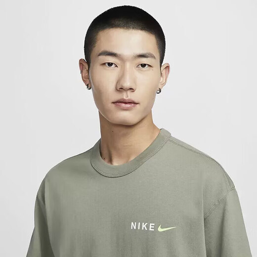 Camiseta de manga corta de Nike Nike Nike Men's New Sports Training Round Neck Round HF6594-100 D HF6172-053 M