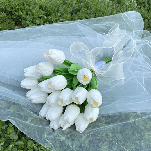郁金香马蹄莲手捧花领证假花仿真花摄影拍照道具婚礼韩式新娘花束 HD-郁金香+铃兰花
