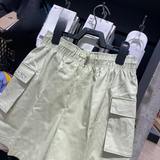 Nike (Nike) Gift de la Saint-Valentin chinois Femme Woven's Sweet Houstable Simple confortable Shorts décontractés polyvalents IH9273-047-397 IH9273-047 XS
