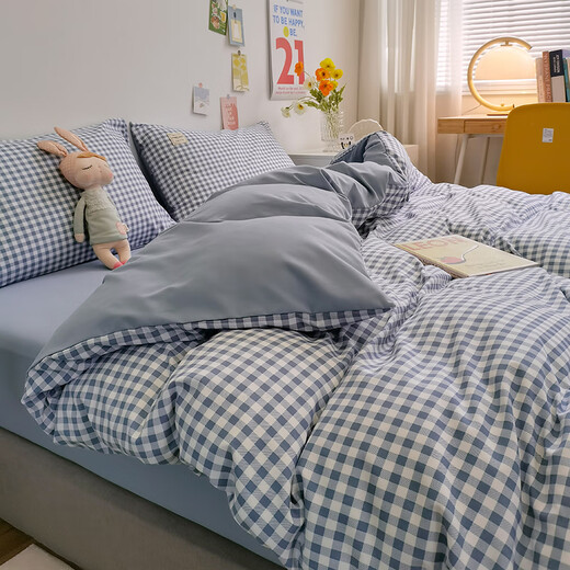 Playboy (PLAYBOY) four-piece bed skin-friendly summer ins Nordic style bed sheet quilt cover soft and comfortable single student dormitory bedding blue small grid 1.8m bed sheet style four-piece set (200*230cm quilt cover)