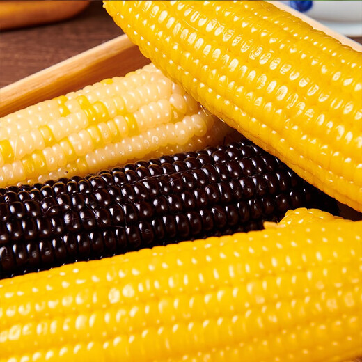 KEEP W-VILLAGE GO selects Northeastern corn, fresh, sweet and waxy vacuum-packed corn 10 sticks, healthy whole grain corn sticks, 5 black and 5 yellow, 10 sticks (single stick is more than 200g)