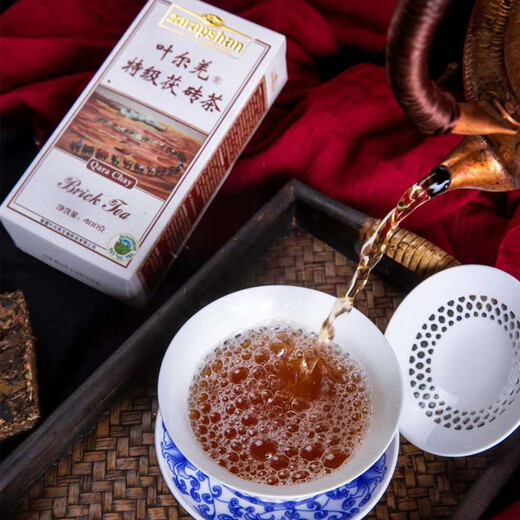 Yarkand Fu brick tea Xinjiang ethnic traditional tea oil control and greasiness old taste tea 400g/box