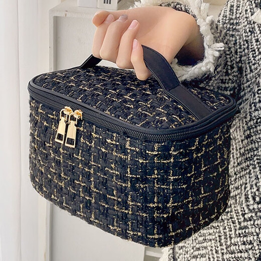 Feng Shang New Xiaoxiangfeng Cosmetic Bag Large Capacity Plaid Portable Korean Version Portable Washing Storage Bag Makeup Box Travel Bag Xiaoxiangfeng Cosmetic Bag Black