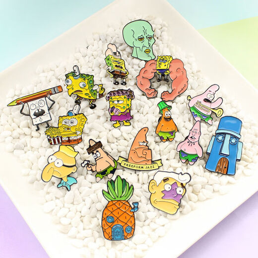 
Nianfu cartoon brooch Japanese accessories metal badge cute ins trendy personality SpongeBob decorative gift for wife C1473-2# SpongeBob pineapple room