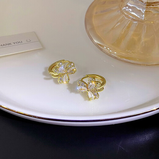 KASIYU Summer Flower Temperament Earrings, Exquisite and Versatile Simple Earrings 2024 New Trendy Earrings as Gifts for Best Friends and Girlfriends Flowers-Earrings