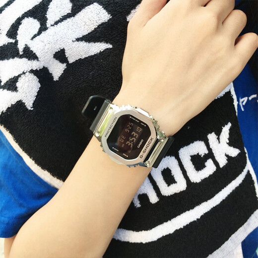 Casio Casio watch men's G-SHOCK metal retro small square waterproof sports watch men's watch GM-5600U-1 men's model