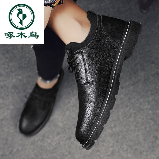 Woodpecker Chaussures masculines Été 2025 Nouvelle entreprise de style britannique Portez des chaussures de cuir Wenzhou en cuir décontracté.