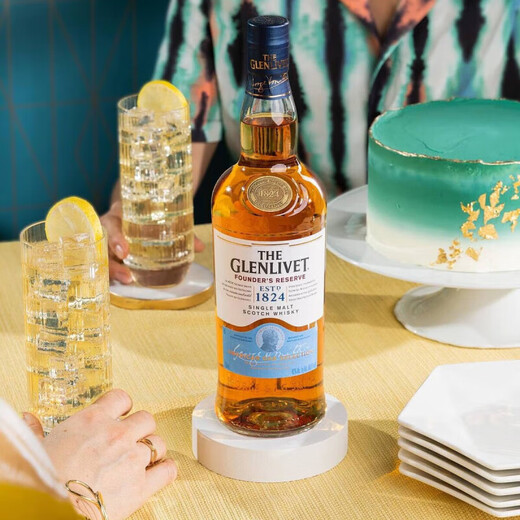 格兰威特（ThE GLENLIVET）洋酒 创始人甄选系列 双杯 礼盒装 700ml 