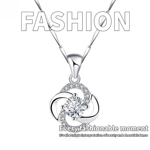 Xingtang Pt950 platinum necklace for women, four-leaf clover, platinum pendant, moissanite necklace, simple K gold clavicle chain for girls, white diamond (single pendant does not include chain)