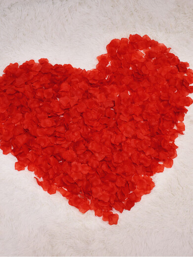 Xikisi simulated rose petals wedding confession decoration proposal romantic atmosphere wedding room decoration Valentine's Day proposal supplies pink simulated petals 7200 pieces (non-woven fabric)