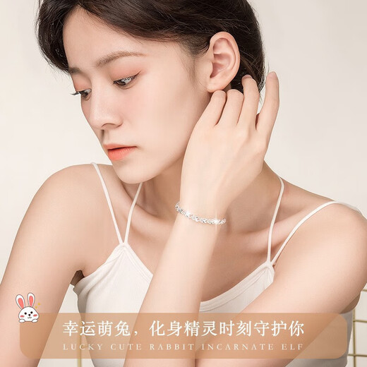 Vigg999 Fuß Silber Lucky Rabbit Light Luxusarmband für Frauen Chinesisches Valentinstag Geburtstagsgeschenk für Freundin Frau und Mutter Schmuck Lucky Rabbit Armband [Kyokura am nächsten Tag Lieferung]