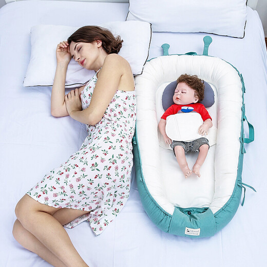 Crib-in-bed portable newborn bionic uterus crib removable folding baby pillow bed anti-pressure dark khaki color