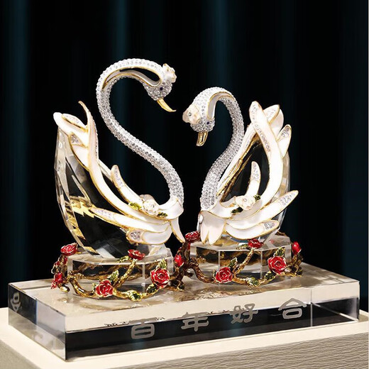 Falaiju Practical Crystal Swan Ornamente für ein jahrhunderteales Hochzeitsgeschenk für ein frisch verheiratetes Ehepaar für eine Freundin für ein maßgeschneidertes Hochzeitsgeschenk für hundert Jahre.