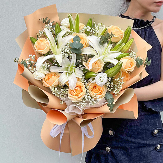 Lingxiang Flower Express Champagne Rose Bouquet Confessing Love to Girlfriend and Wife as a Birthday Gift Nationwide Delivery 11 Champagne and 11 White Lily Bouquets