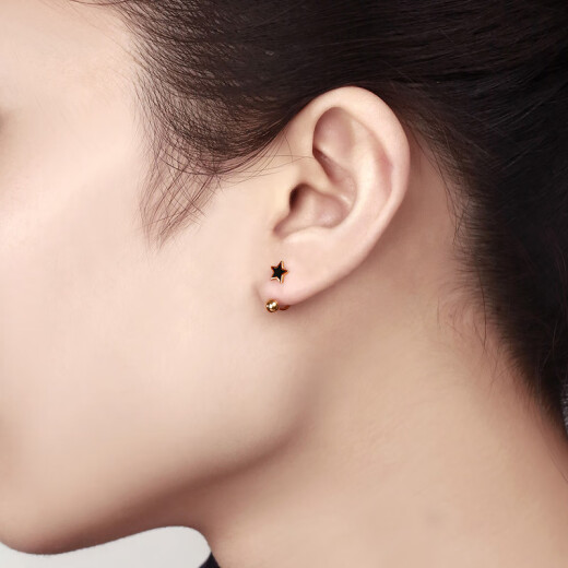 Xinwanfu rose 18K gold earrings for women 750 color gold earrings / pair of star-shaped earrings