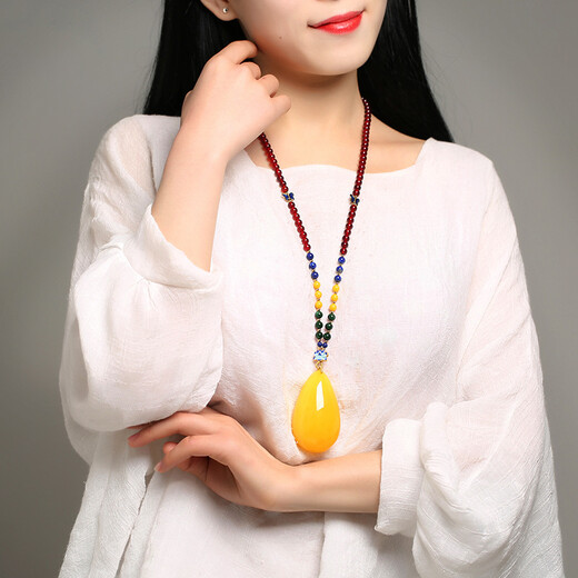 Flying Goose Beeswax Pendant Amber Raw Stone Baltic Sea Chicken Fat Yellow Water Drops Blood Amber Sweater Chain Necklace for Men and Women Picture Color B Style Beeswax Chain
