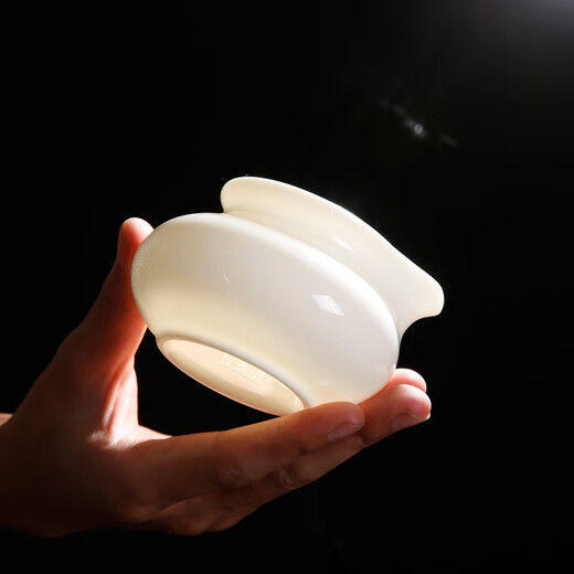 Greek-style mutton-fat jade porcelain Kung Fu tea set for home use Tangyue kiln Dehua white jade porcelain tea set office cover bowl tea cup small tea tray set jade tea table dry infusion tray gift box Horseshoe jade porcelain 7 pieces (gift box)