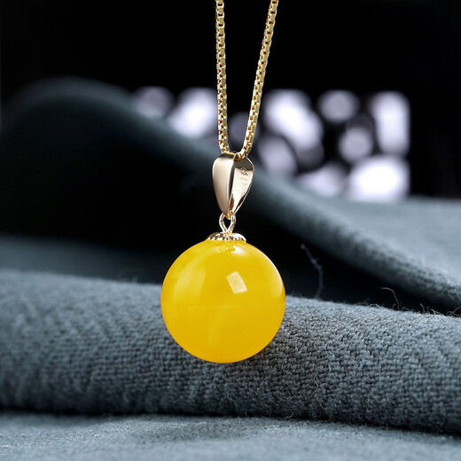 Ouchini 18K gold beeswax bead pendant for women, Baltic amber bead gold inlaid chicken fat yellow beeswax necklace 10mm bead pendant 925 silver chain (need to be customized)
