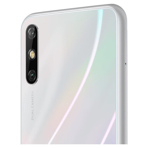 华为 HUAWEI 畅享10e   6.3英寸大屏幕1300万像素后置双摄 二手手机 珍珠白 4G+64G+【充电器套装】 95新