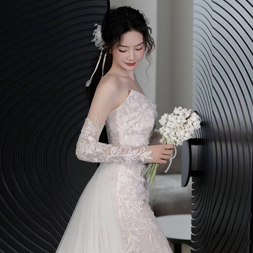 H-Ked Light Hochzeitskleid Braut Hauptgarn High-End französische Spitze trägerloser Fischschwanzausschleier Temperament Schwanzkleid weiß M.